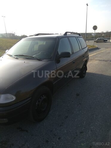 Opel Astra 1996, 450,000 km - 1.6 l - Bakı