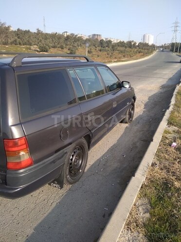 Opel Astra 1996, 450,000 km - 1.6 l - Bakı