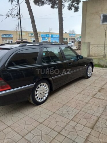Mercedes C 220 2000, 386,000 km - 2.2 л - Biləsuvar