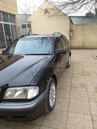 Mercedes C 220 2000, 386,000 km - 2.2 л - Biləsuvar