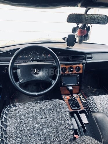 Mercedes 190 1991, 99,999 km - 1.8 l - Şirvan