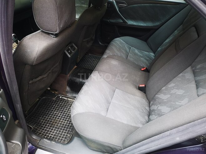 Mercedes E 220 1999, 330,750 km - 2.2 л - Bakı