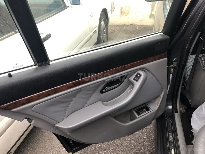 BMW 528 1996, 230,000 km - 2.8 л - Bakı