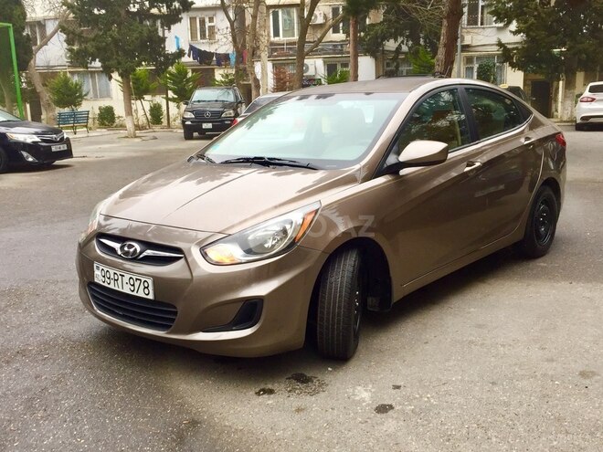 Hyundai Accent 2011, 150,000 km - 1.6 l - Bakı