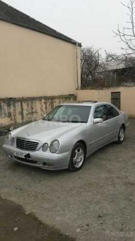 Mercedes E 270 1999, 281,000 km - 2.7 l - Gəncə
