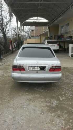 Mercedes E 270 1999, 281,000 km - 2.7 l - Gəncə