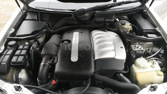 Mercedes E 270 1999, 281,000 km - 2.7 l - Gəncə