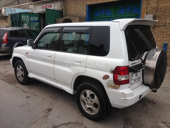 Mitsubishi Pajero io 1999, 320,000 km - 1.8 l - Bakı