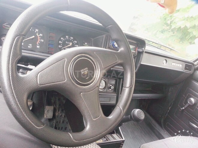 LADA (VAZ) 2107 1983, 777,852 km - 1.5 l - Quba