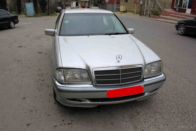 Mercedes C 220 1996, 286,000 km - 2.2 l - Bakı