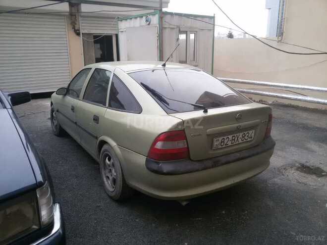 Opel Vectra 1996, 338,000 km - 1.8 л - Bakı