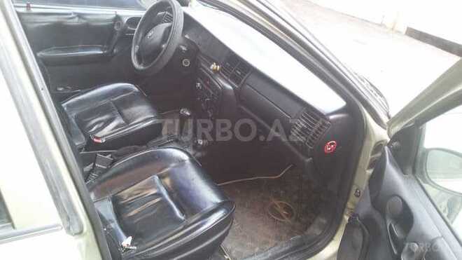 Opel Vectra 1996, 338,000 km - 1.8 л - Bakı