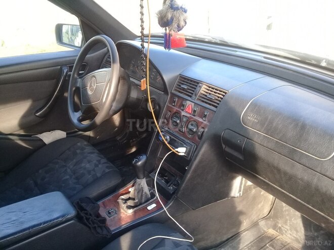Mercedes C 180 1997, 453,281 km - 1.8 л - Bakı