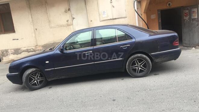 Mercedes E 220 1996, 450,000 km - 2.2 л - Masallı