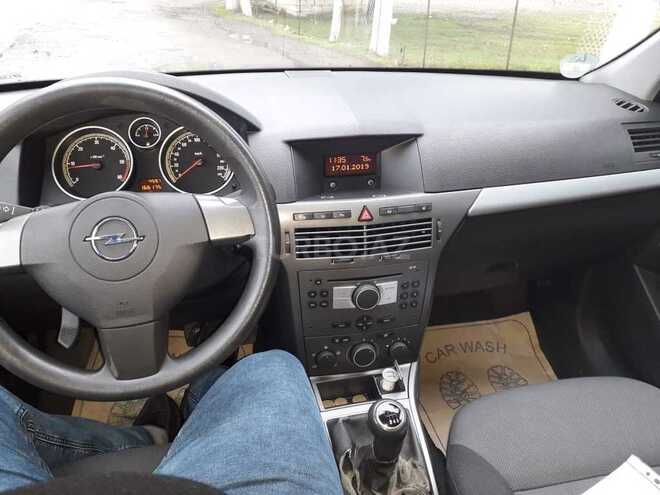 Opel Astra 2005, 167,000 km - 1.3 л - Astara