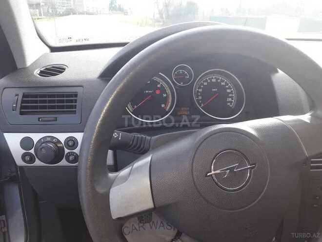 Opel Astra 2005, 167,000 km - 1.3 л - Astara
