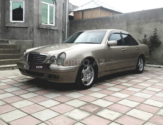 Mercedes E 220 2000, 276,000 km - 2.2 l - Bakı