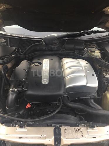 Mercedes E 220 2000, 276,000 km - 2.2 l - Bakı