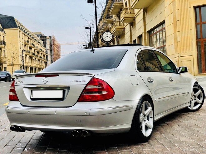 Mercedes E 320 2002, 232,000 km - 3.2 л - Bakı
