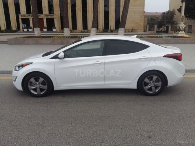 Hyundai Elantra 2015, 109,000 km - 1.8 l - Sumqayıt