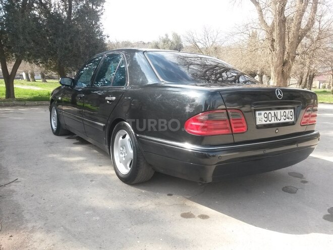 Mercedes E 240 1998, 450,000 km - 2.4 l - Bakı