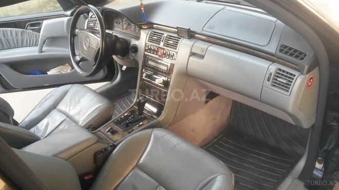 Mercedes E 240 1998, 450,000 km - 2.4 l - Bakı