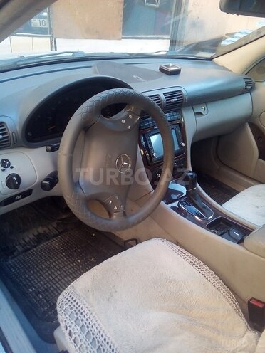 Mercedes C 240 2000, 220,000 km - 2.4 l - Bakı