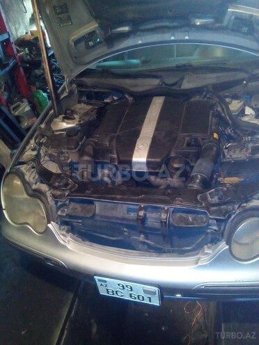Mercedes C 240 2000, 220,000 km - 2.4 l - Bakı