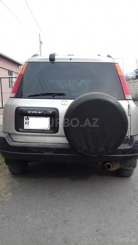 Honda CR-V 1996, 325,000 km - 2.0 l - Zaqatala
