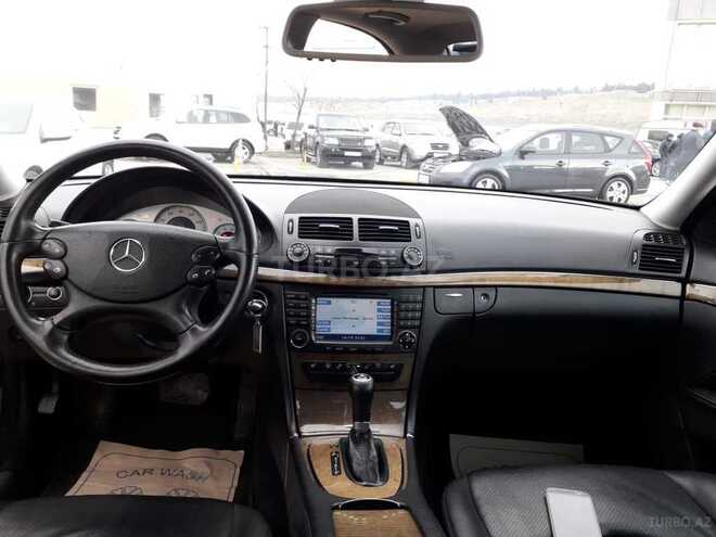 Mercedes E 350 2006, 215,000 km - 3.5 l - Bakı
