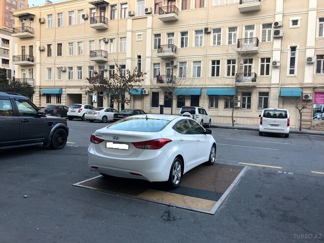 Hyundai Elantra 2013, 54,000 km - 1.8 l - Bakı