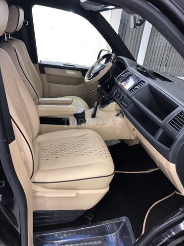 Volkswagen Transporter 2018, 5,800 km - 2.0 л - Bakı