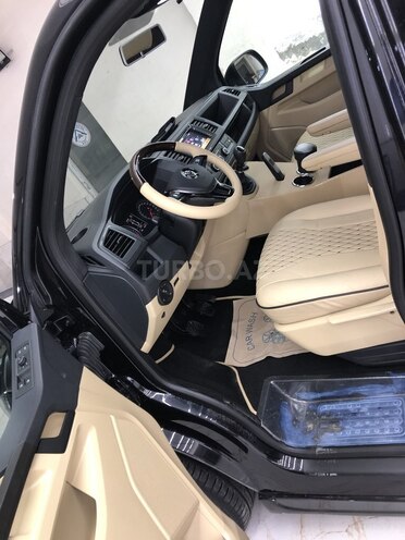 Volkswagen Transporter 2018, 5,800 km - 2.0 л - Bakı