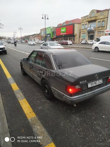 Mercedes E 200 1992, 362,000 km - 2.0 l - Bakı