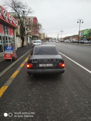Mercedes E 200 1992, 362,000 km - 2.0 l - Bakı