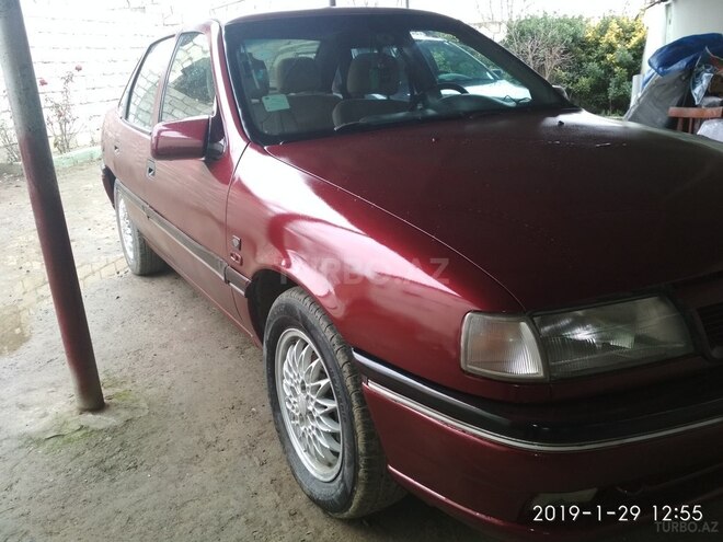 Opel Vectra 1993, 435,000 km - 2.0 l - Xaçmaz
