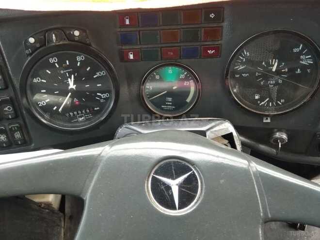 Mercedes  1988, 584,000 km - 12.0 l - Qax