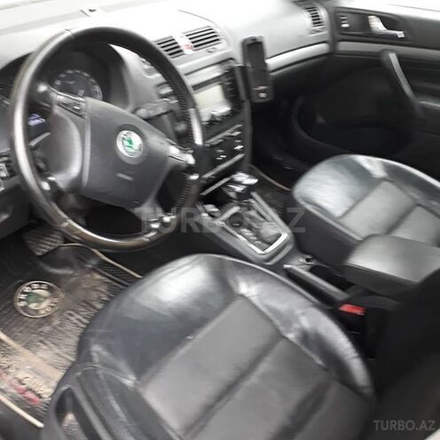 Skoda Octavia 2008, 257,000 km - 2.0 l - Bakı