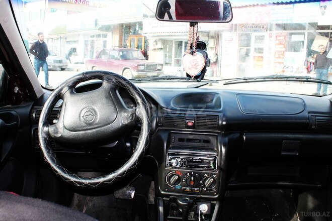 Opel Astra 1997, 371,000 km - 1.6 l - Bakı