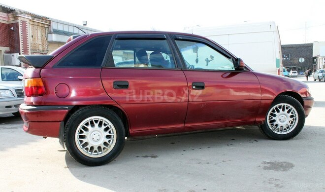 Opel Astra 1997, 371,000 km - 1.6 l - Bakı