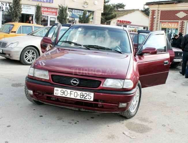 Opel Astra 1997, 371,000 km - 1.6 l - Bakı