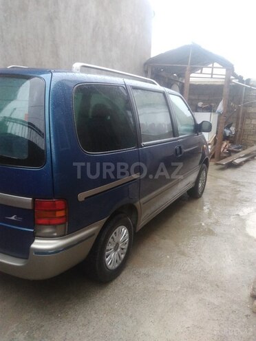 Nissan Serena 2000, 227,312 km - 1.6 l - Bakı