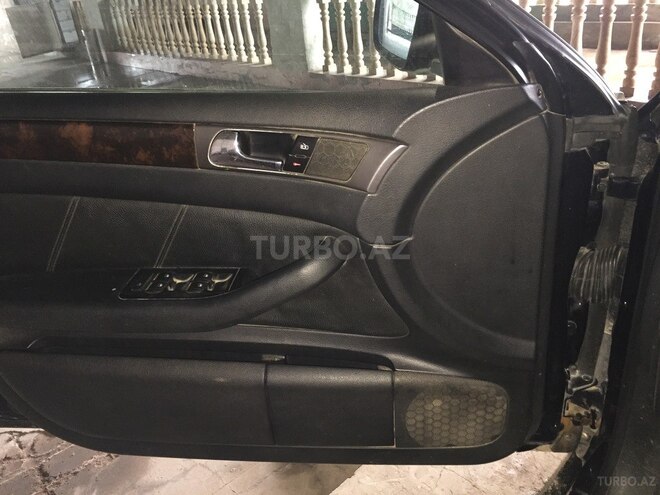 Audi A6 2000, 300,000 km - 2.8 л - Saatlı
