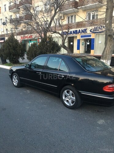 Mercedes E 240 2000, 240,000 km - 2.4 l - Sumqayıt