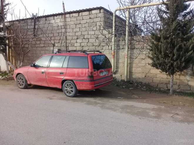 Opel Astra 1995, 247,000 km - 1.6 l - Bakı