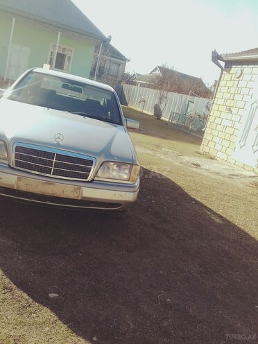 Mercedes C 200 1994, 295,000 km - 0.2 л - Ağcabədi