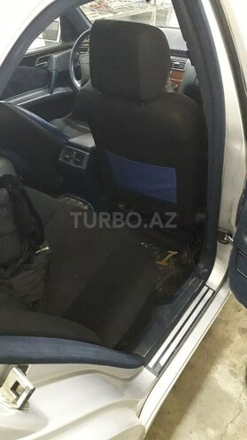 Mercedes E 230 1995, 334,000 km - 0.2 l - Gəncə