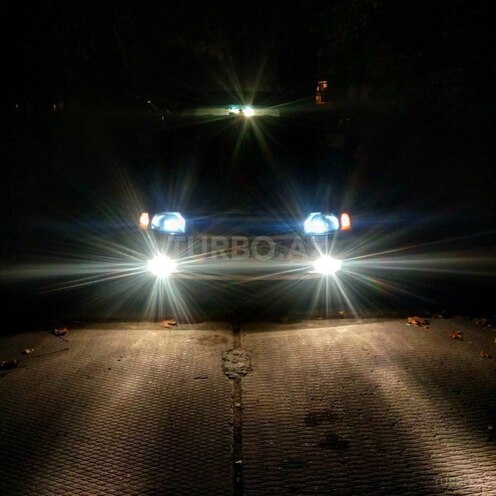 Volkswagen Polo 1995, 170,000 km - 1.8 l - Qəbələ