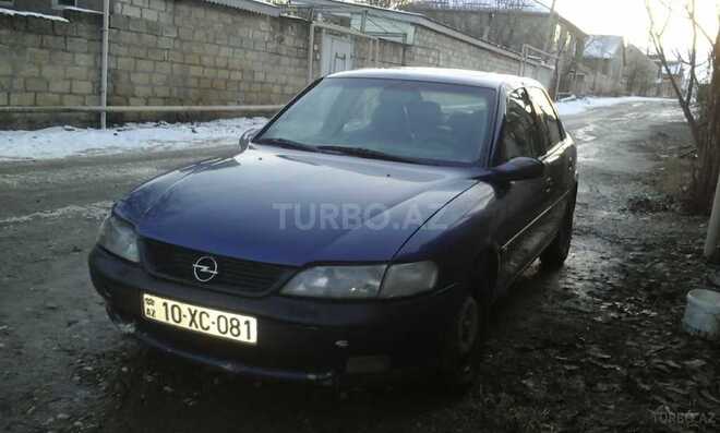 Opel Vectra 1996, 250,000 km - 1.8 l - Qusar