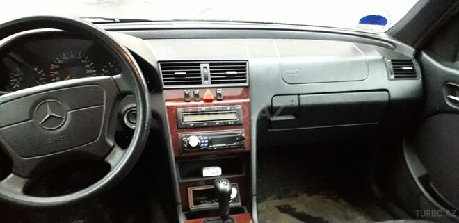 Mercedes C 200 1998, 205,000 km - 2.0 л - Bakı